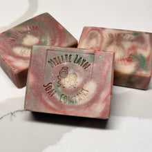 Load image into Gallery viewer, Lingonberry Spice soap
